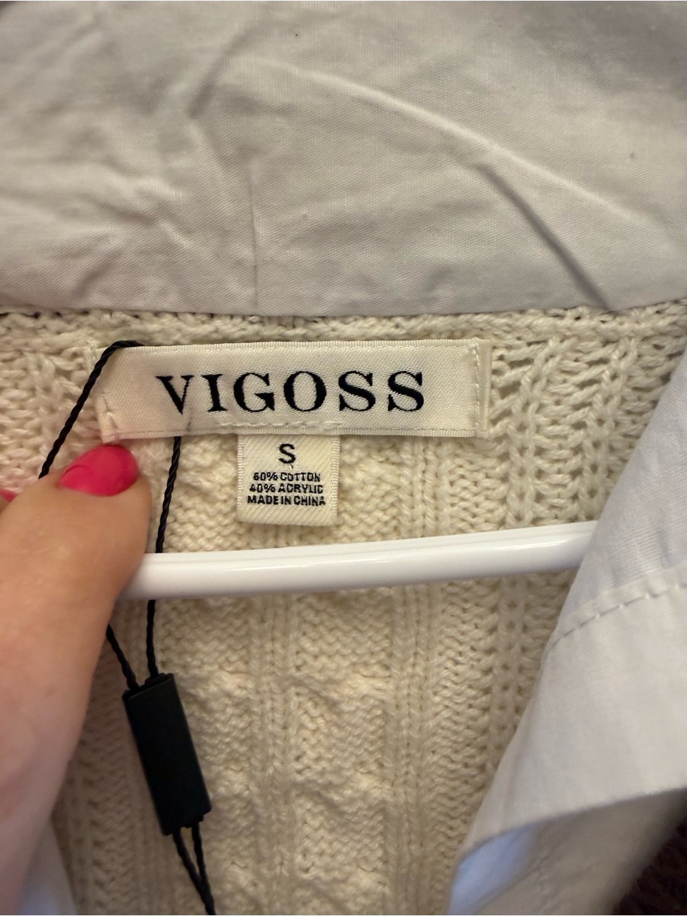 NWT Size S Academia Cable Knit Cardigan Built-In White Blouse Gold Heart Buttons - Picture 3 of 9
